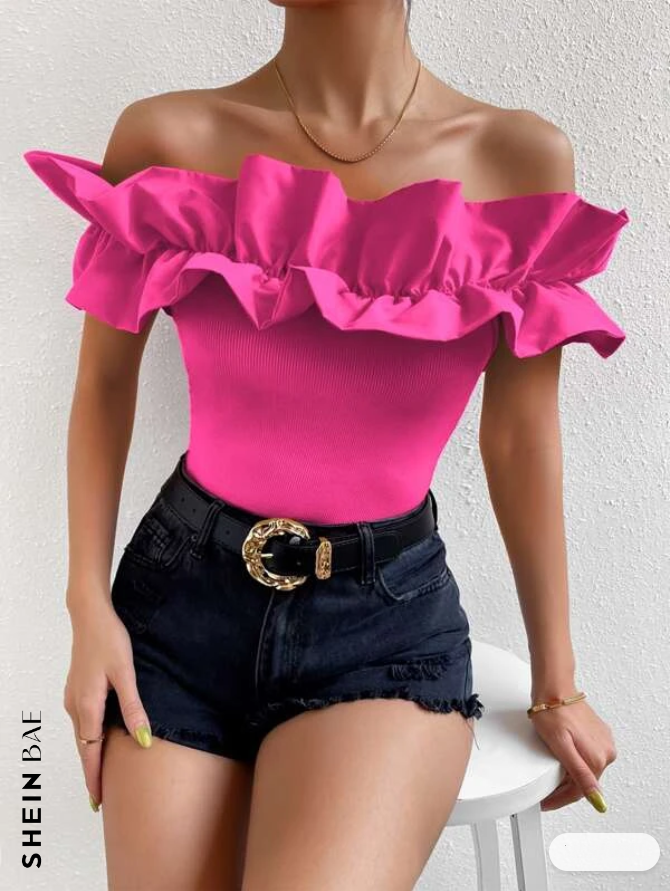 Blusa de Hombros Descubiertos con Elegante Ribete de Fruncido