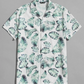 Camisa con estampado tropical con botón delantero