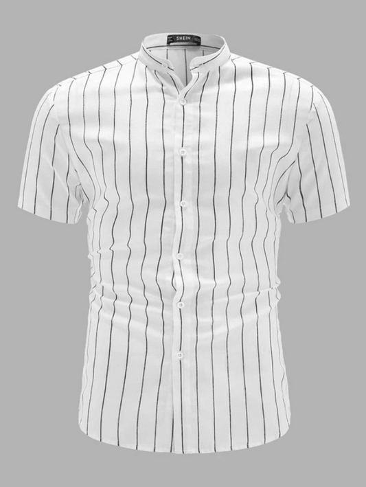 Camisa de rayas de cuello alto