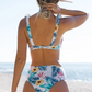 Bañador bikini fruncido con estampado floral con planta