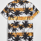 Camisa con estampado tropical con botones