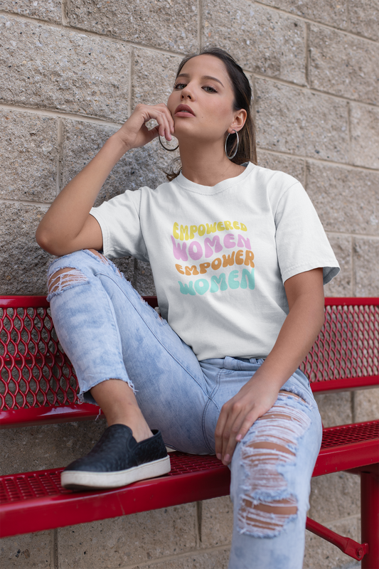 Camiseta con estampado de letra - Empowered Woman